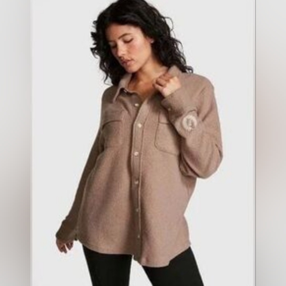 PINK Victoria’s Secret Reverse Fleece Shacket Shirt Jacket Top Large